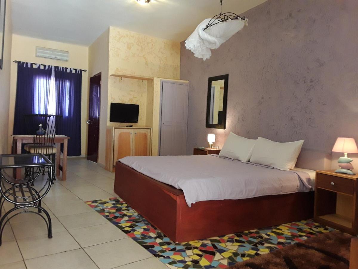 Hotel Grazia Maria M'Bour Buitenkant foto