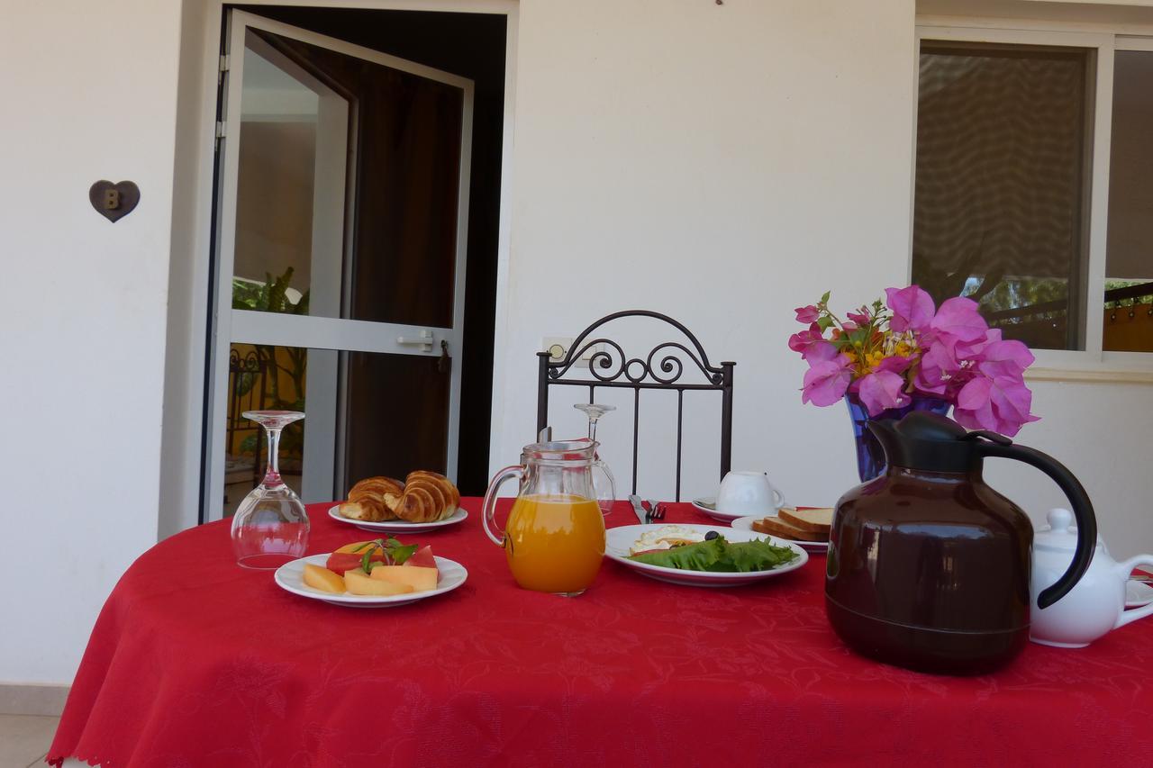 Hotel Grazia Maria M'Bour Buitenkant foto
