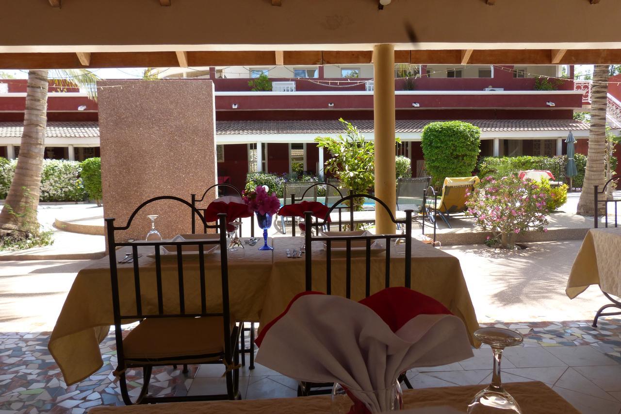 Hotel Grazia Maria M'Bour Buitenkant foto